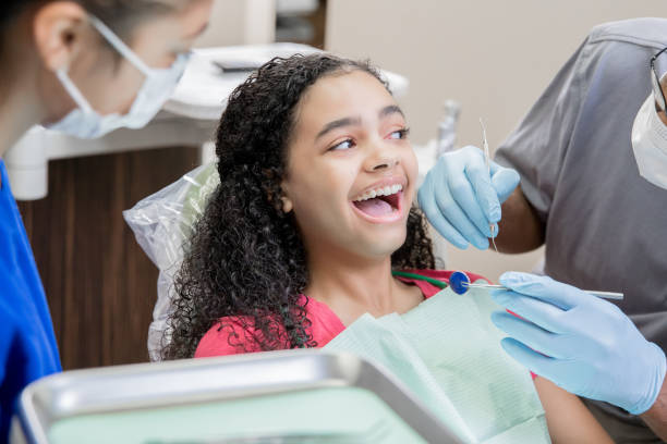 Best Broken or Cracked Tooth Emergency Dentist in Oconto Falls, WI
